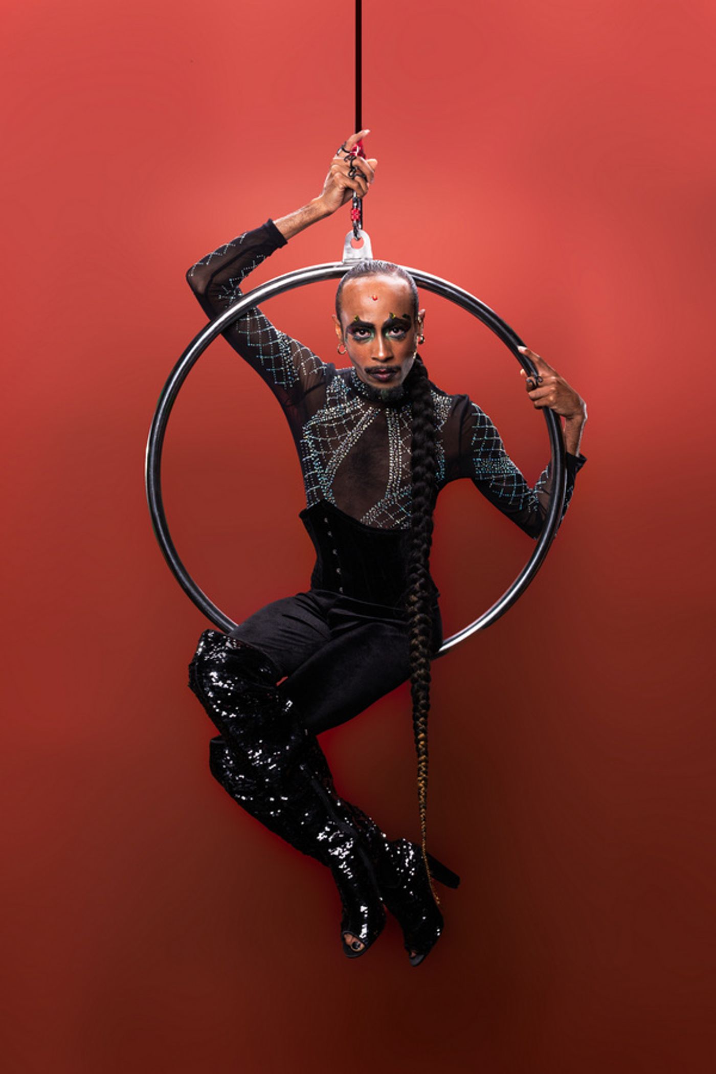 Photos: First Look at Vanguard Theater's PIPPIN  Image