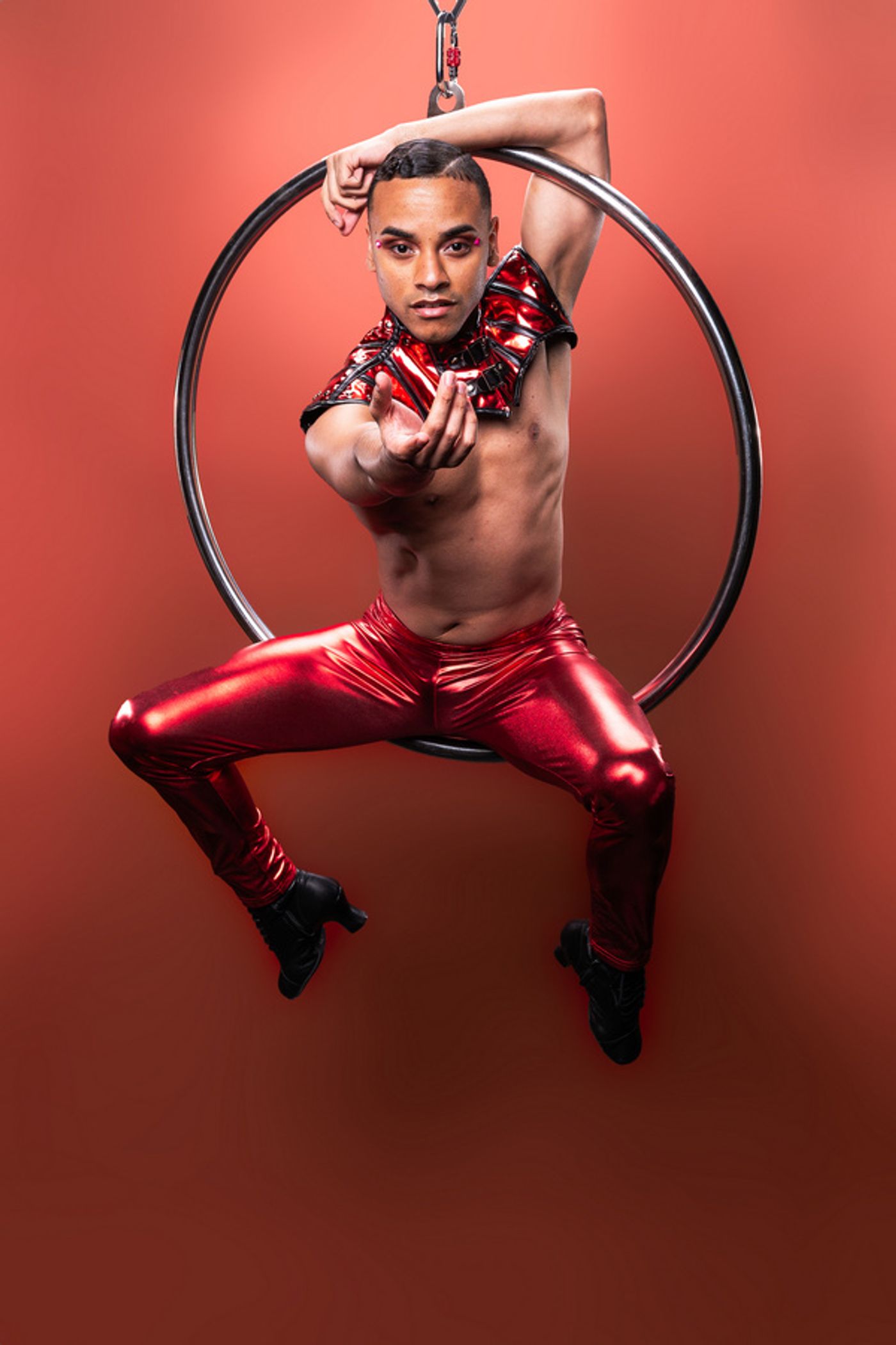 Photos: First Look at Vanguard Theater's PIPPIN  Image