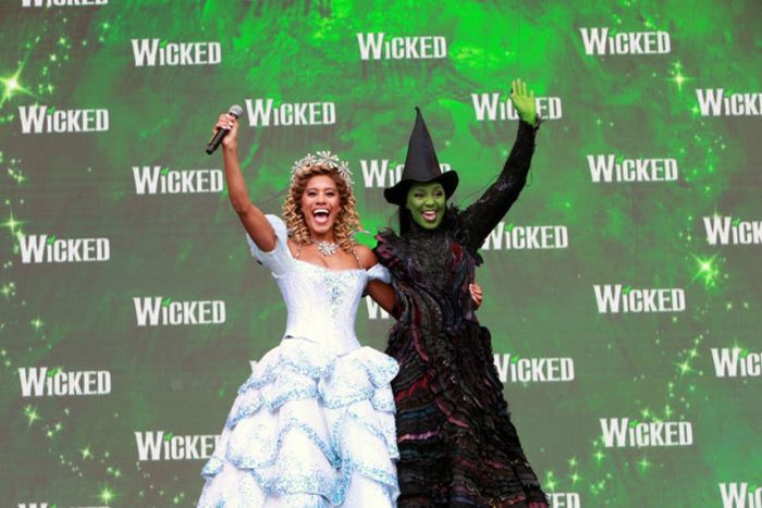 Photos: WICKED, FROZEN, CABARET, and More Perform at Day One of WEST END LIVE Photos: WICKED, FROZEN, CABARET, and More Perform at Day One of WEST END LIVE Image