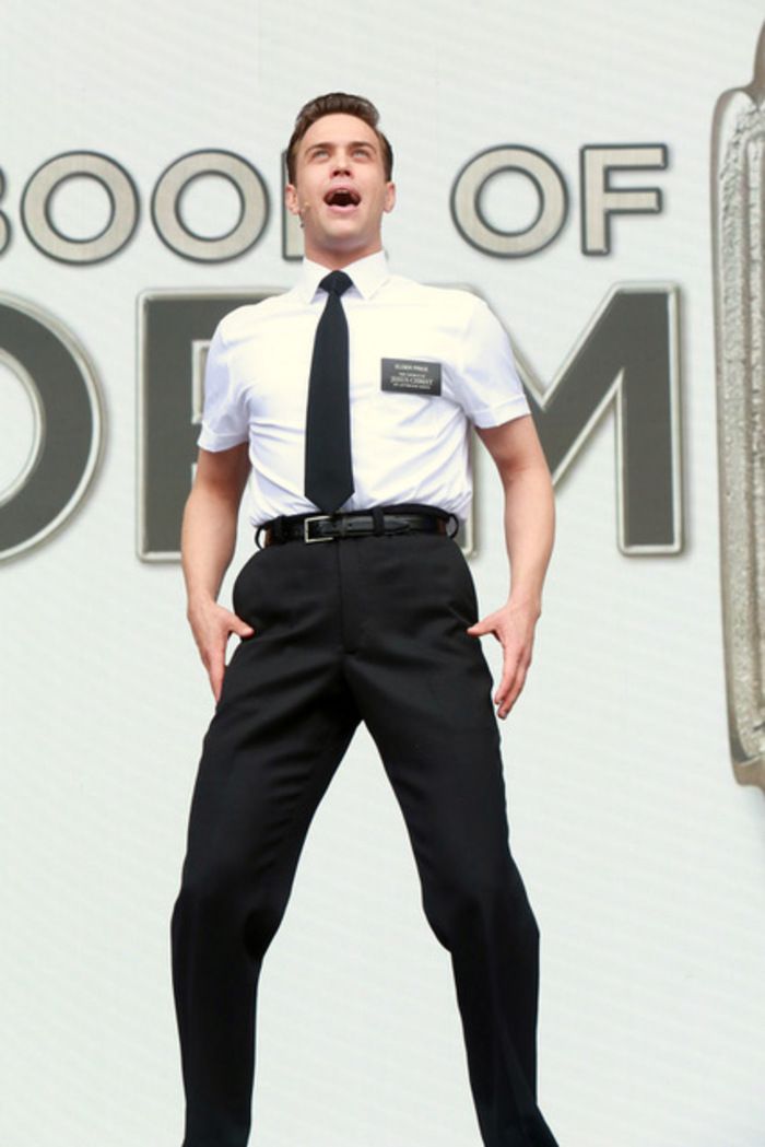 Photos: WICKED, FROZEN, CABARET, and More Perform at Day One of WEST END LIVE Photos: WICKED, FROZEN, CABARET, and More Perform at Day One of WEST END LIVE Image