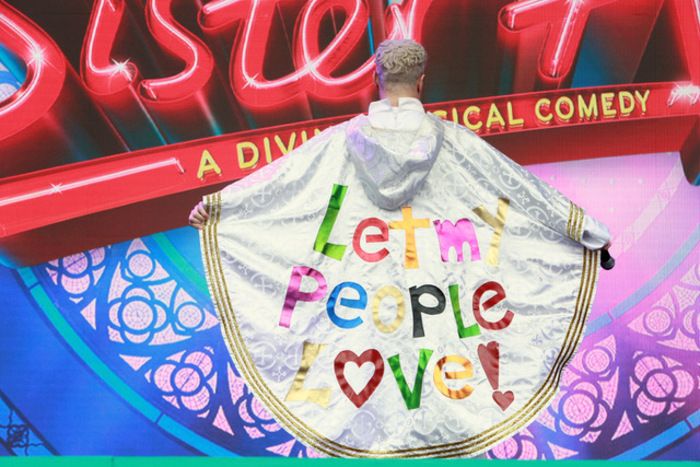 Photos: WICKED, FROZEN, CABARET, and More Perform at Day One of WEST END LIVE Photos: WICKED, FROZEN, CABARET, and More Perform at Day One of WEST END LIVE Image