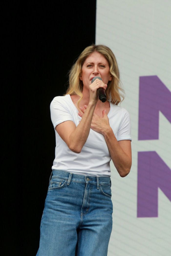 Photos: WICKED, FROZEN, CABARET, and More Perform at Day One of WEST END LIVE Photos: WICKED, FROZEN, CABARET, and More Perform at Day One of WEST END LIVE Image