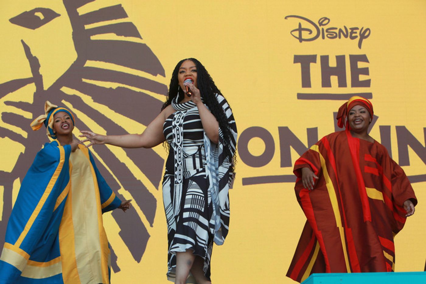 Photos: HADESTOWN, HEATHERS, and More Perform at Day Two of WEST END LIVE  Image