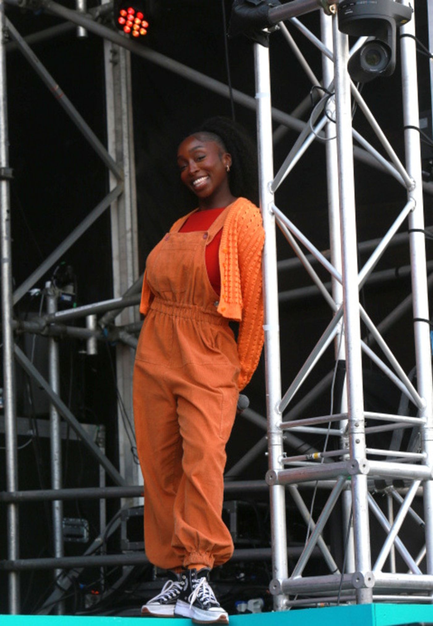 Photos: HADESTOWN, HEATHERS, and More Perform at Day Two of WEST END LIVE  Image