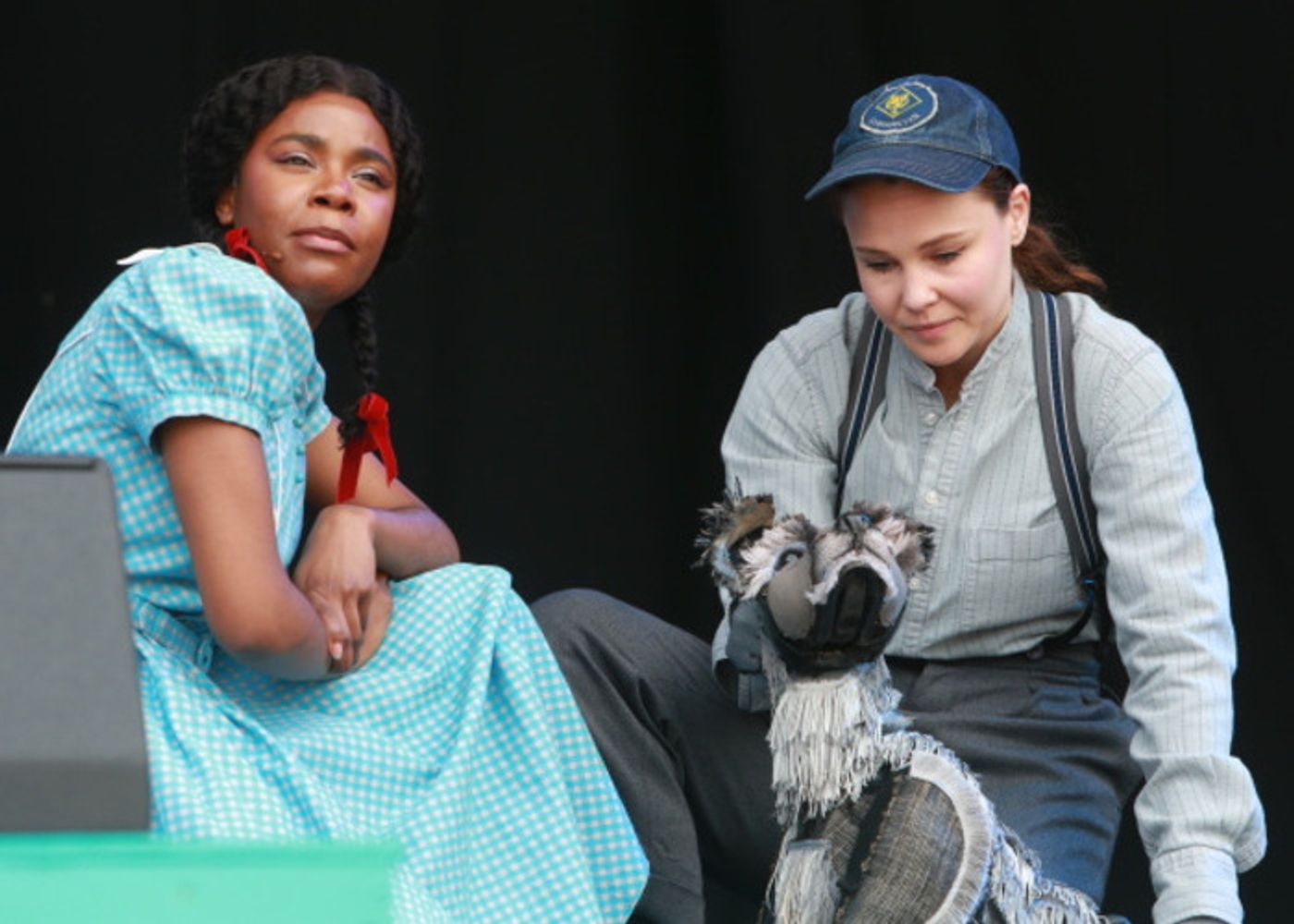 Photos: HADESTOWN, HEATHERS, and More Perform at Day Two of WEST END LIVE  Image