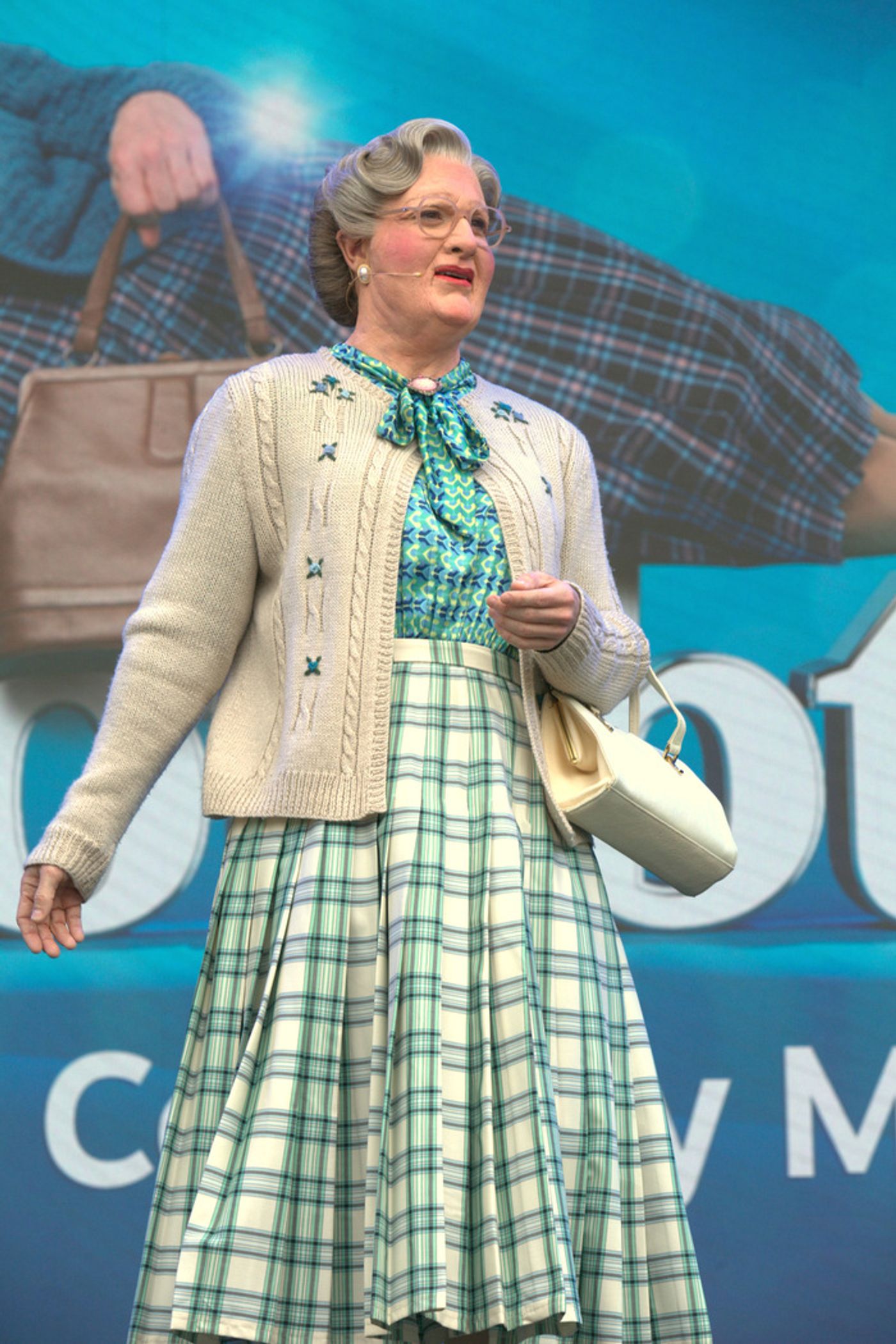 Photos: HADESTOWN, HEATHERS, and More Perform at Day Two of WEST END LIVE  Image