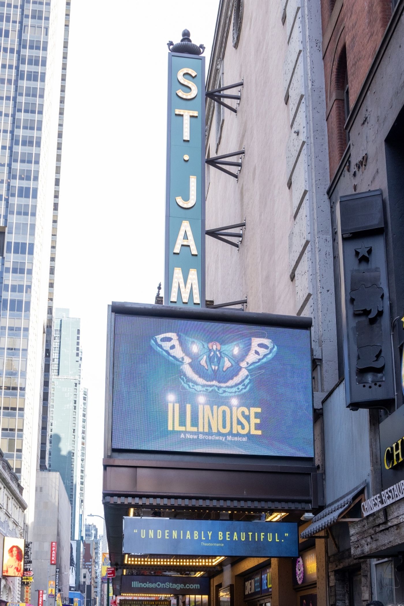 Which Broadway Theaters are the Biggest/Smallest?  Image