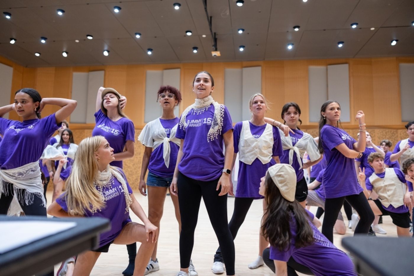 Los Latinos Lideran un Momento Crucial en los Jimmy Awards  Image