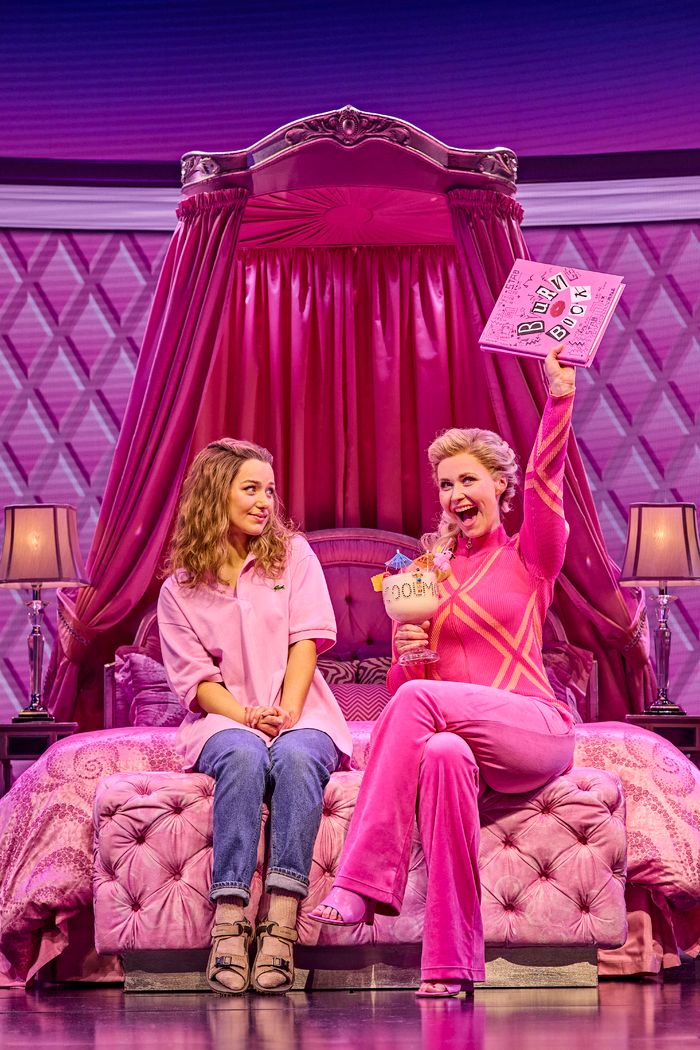 Photos: First Look at MEAN GIRLS THE MUSICAL at the Savoy Theatre — photo 7 of 10