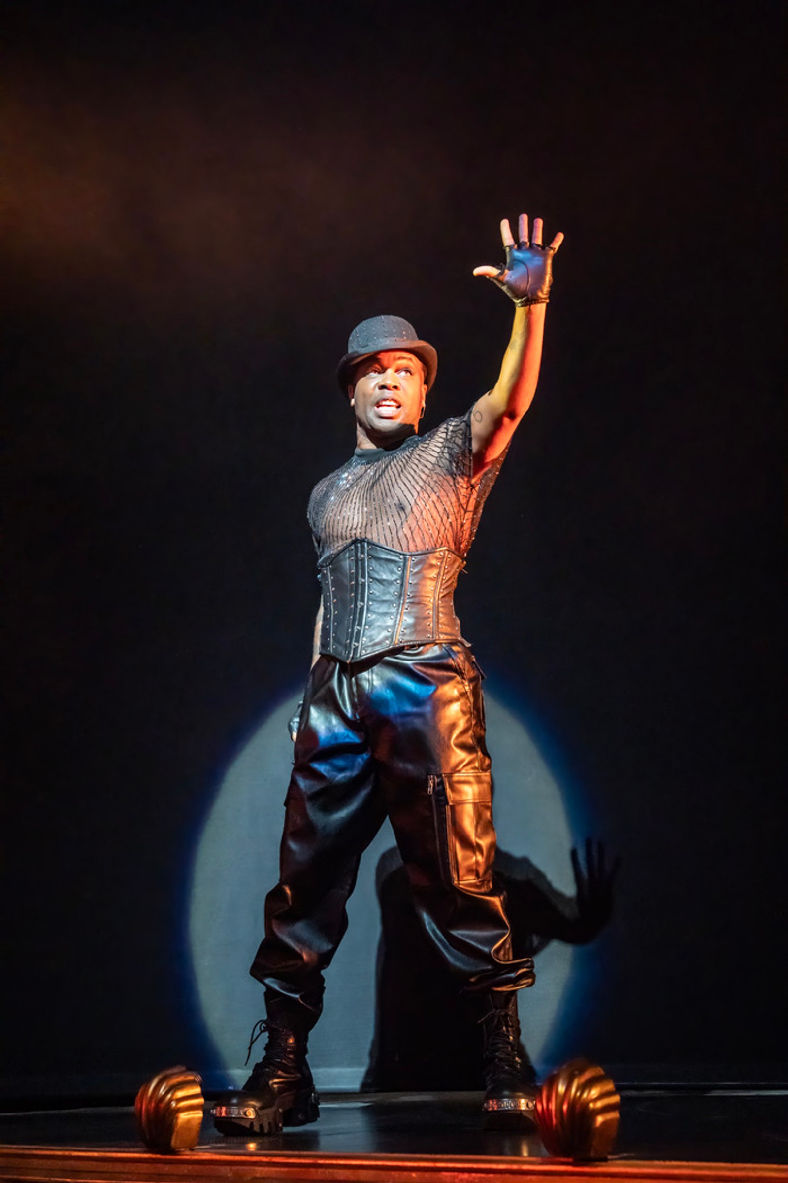 Photos: First Look at Todrick Hall, Jackie Burns, and More in BURLESQUE THE MUSICAL — photo 1 of 12