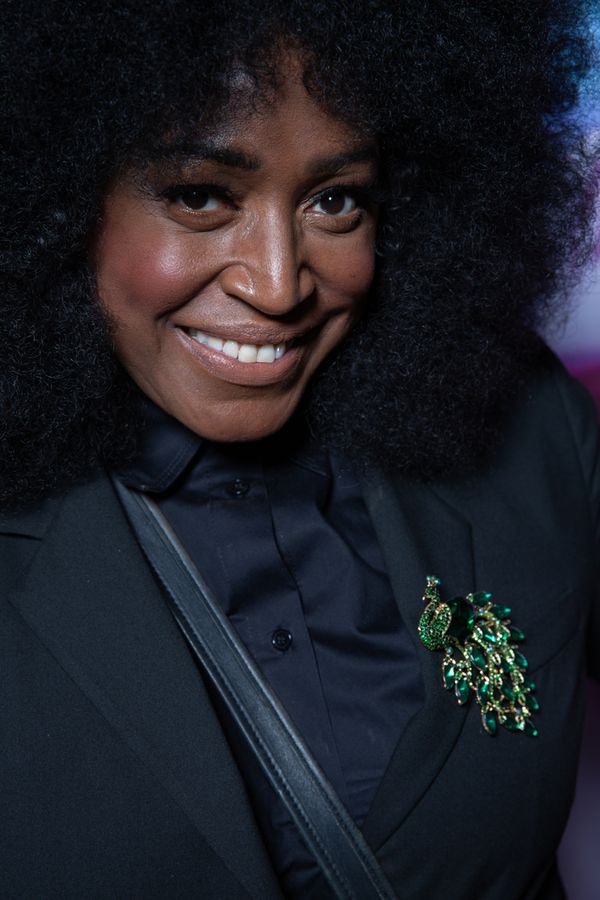  




Mica Paris  Photo