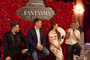 Julio Awad, Gerónimo Rauch, Talía del Val y Elena Garzón Photo