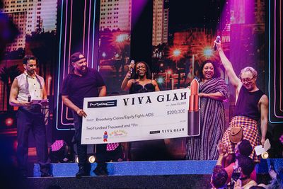 Nick Kenkel, César Silva-Aida, Moudachirou-Rebois, Sandy Joseph, Alan-Cumming Photo