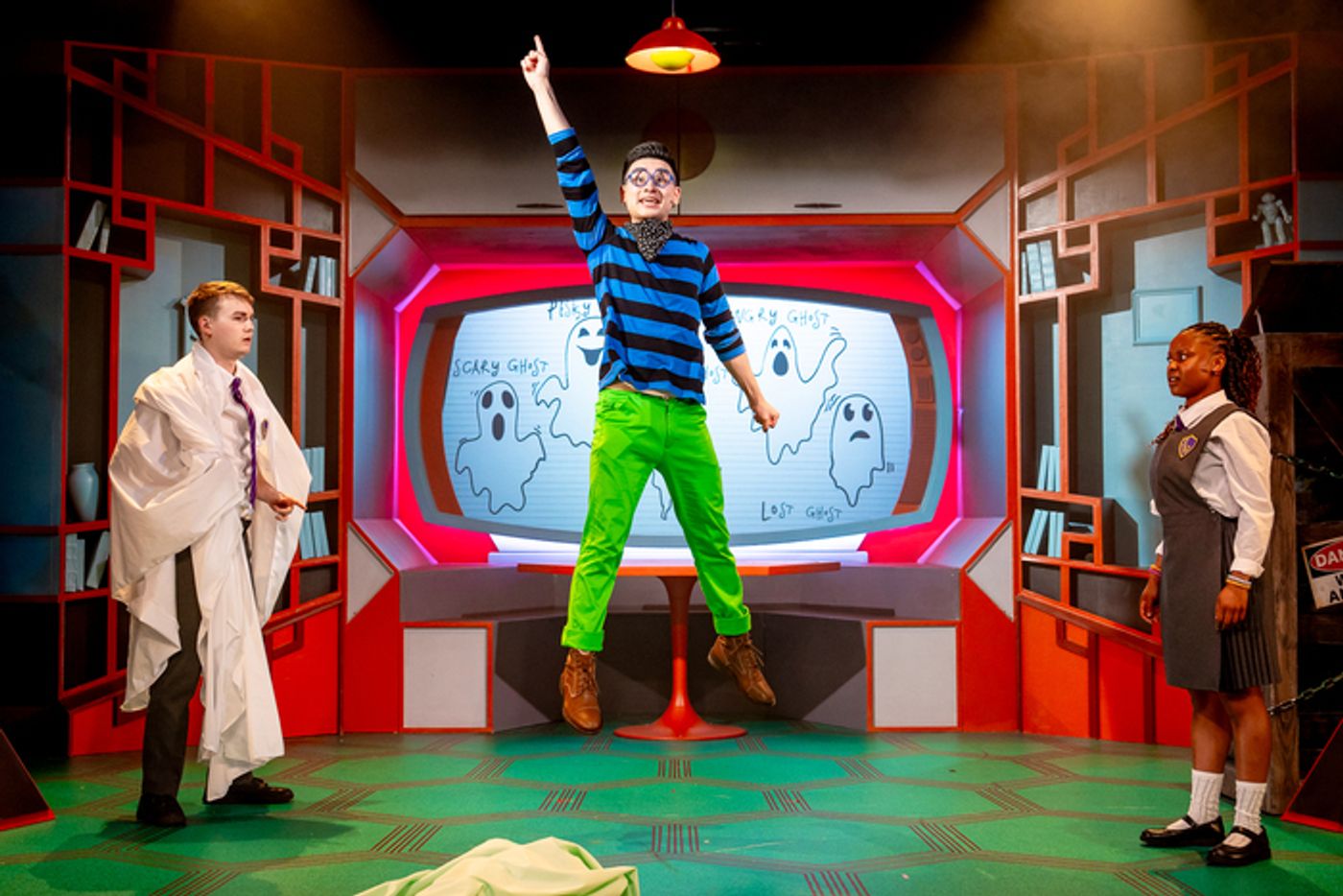 Photos: First Look At Polka Theatre's SAM WU IS NOT AFRAID OF GHOSTS Photos: First Look At Polka Theatre's SAM WU IS NOT AFRAID OF GHOSTS Image