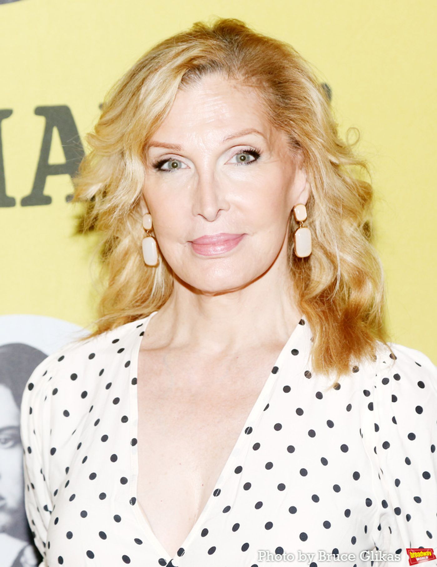 Photos: The Cast of OH, MARY! Meets the Press  Image