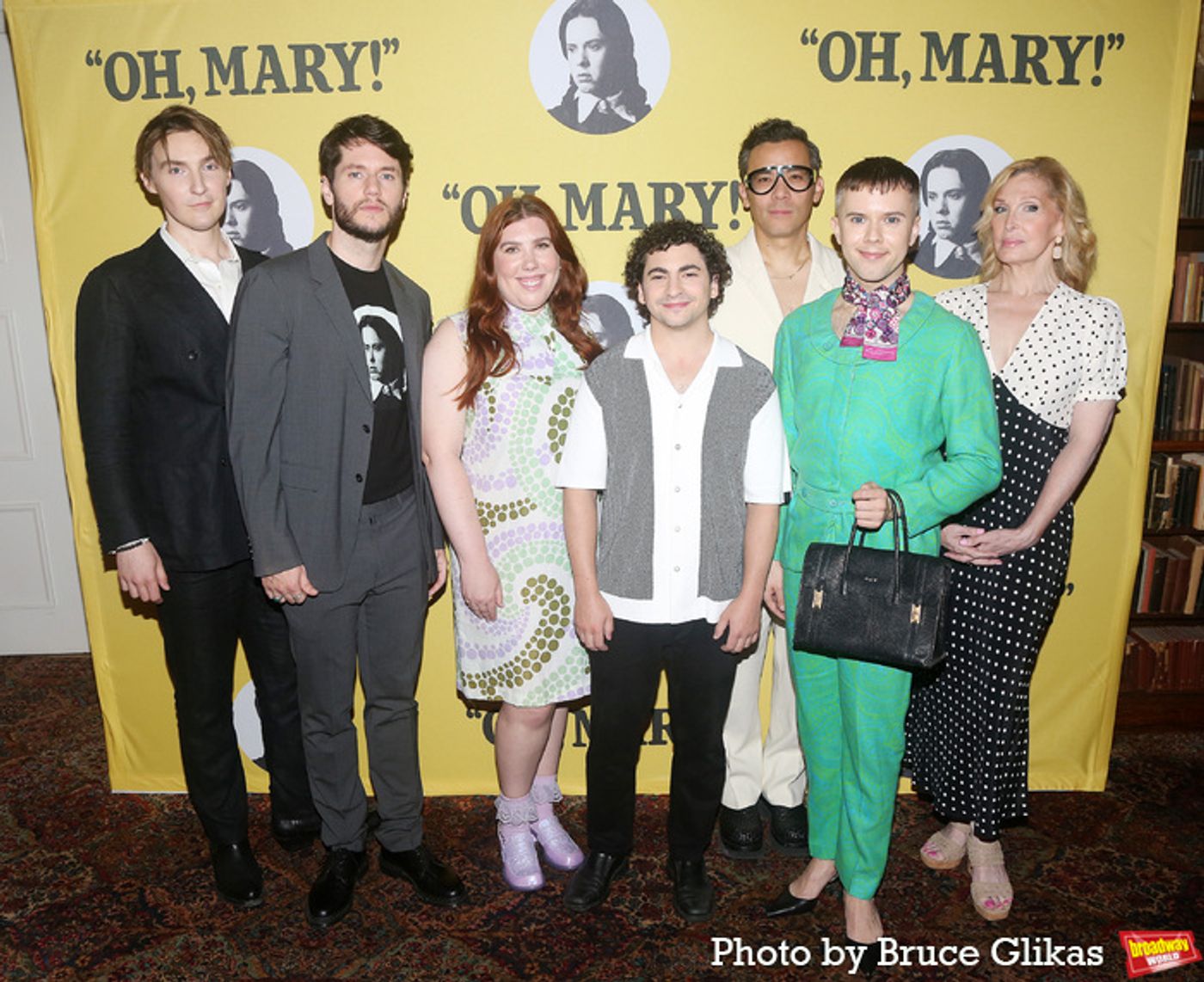 Photos: The Cast of OH, MARY! Meets the Press  Image