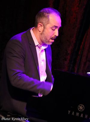 Christian Tamburr Photo