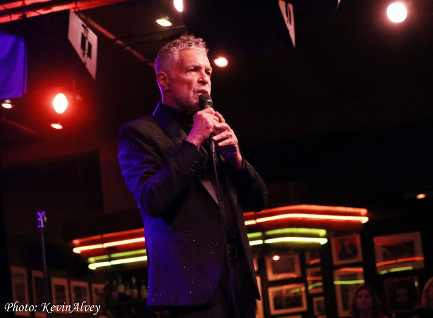 Photos: Clint Holmes Returns to Birdland  Image