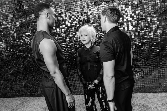 Photos: Cyndi Lauper Meets KINKY BOOTS Stars Ahead of UK Tour  Image