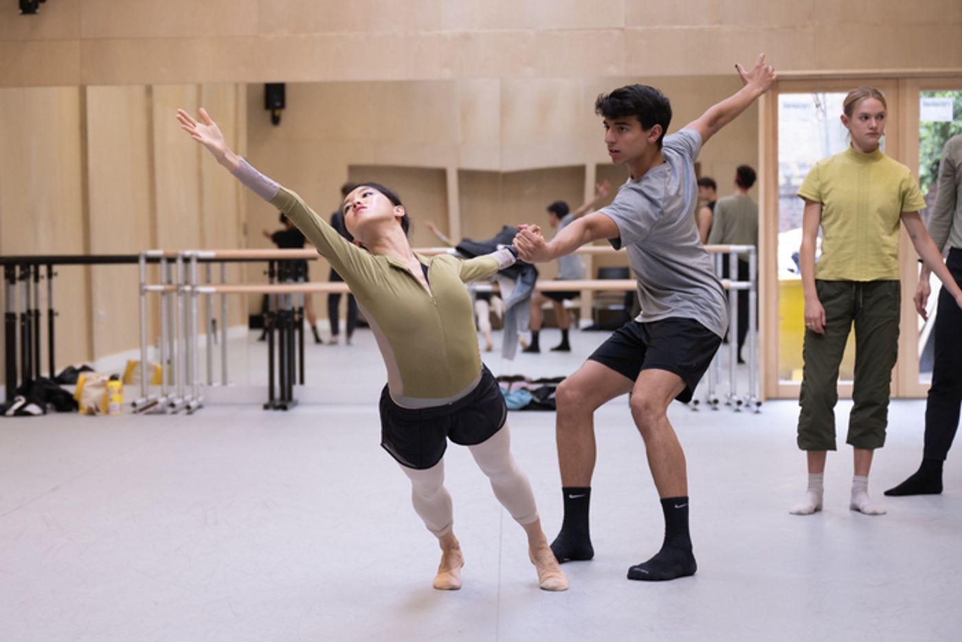 Photos: Inside Rehearsal With the London City Ballet's New Company Photos: Inside Rehearsal With the London City Ballet's New Company Image