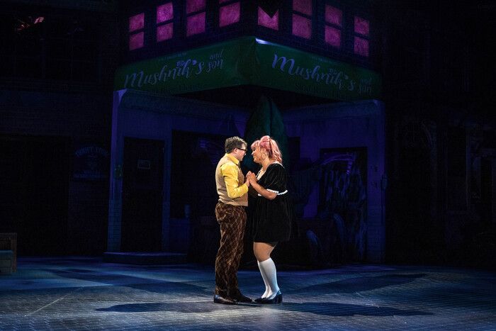Photos: First Look At Will Roland & China Brickey in The Guthrie's LITTLE SHOP OF HORRORS — photo 4 of 9