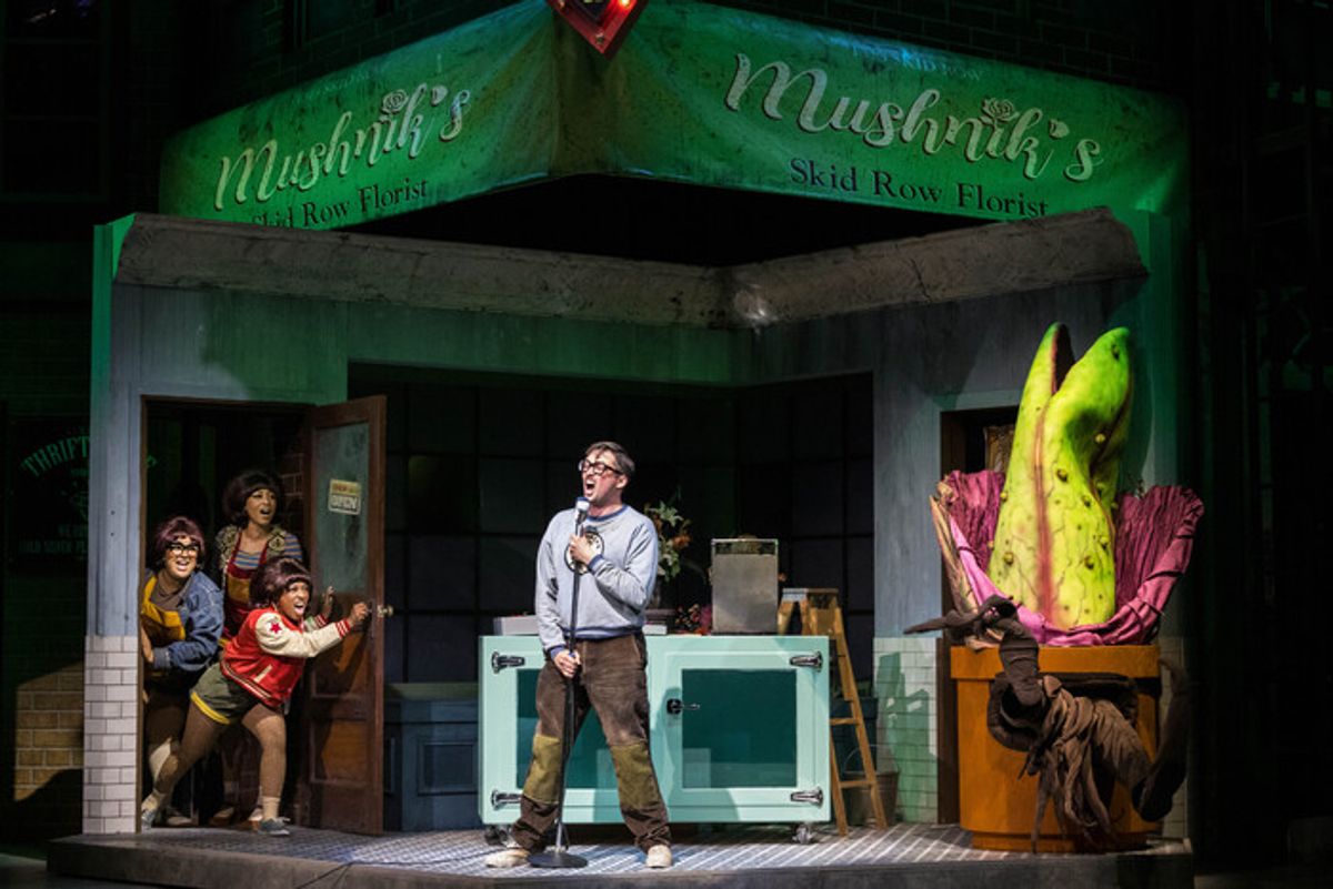 Gabrielle Dominique (Crystal), Vie Boheme (Ronnette), Erica Durham (Chiffon), Will Roland
(Seymour Krelborn), and Yvonne Freese (Audrey II Puppeteer) at 