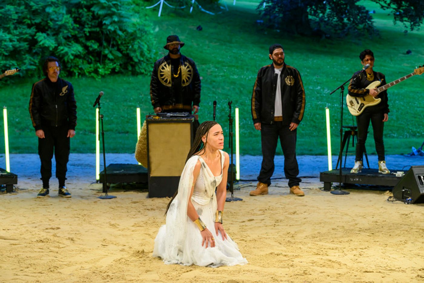 Photos: Hudson Valley Shakespeare Festival 2024 Presents MEDEA RE-VERSED, THE MURDER OF ROGER ACKROYD, and BY THE QUEEN  Image