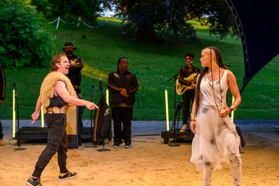 Stephen Michael Spencer, Sarin Monae West Photo