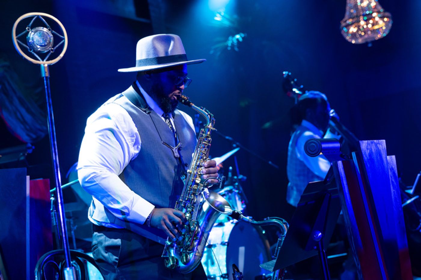 Photos: First Look at Drury Lane Theatre's AIN'T MISBEHAVIN'  Image