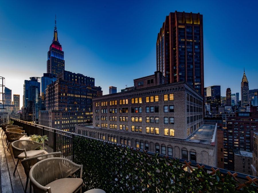 Bar Buzz: Balcón Rooftop at The Marmara Park Avenue-A Great Rooftop Destination Image