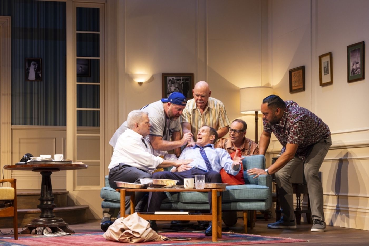 REVIEW: Todd McKenney and Shane Jacobson Are Delightful In Neil Simon's THE ODD COUPLE  Image