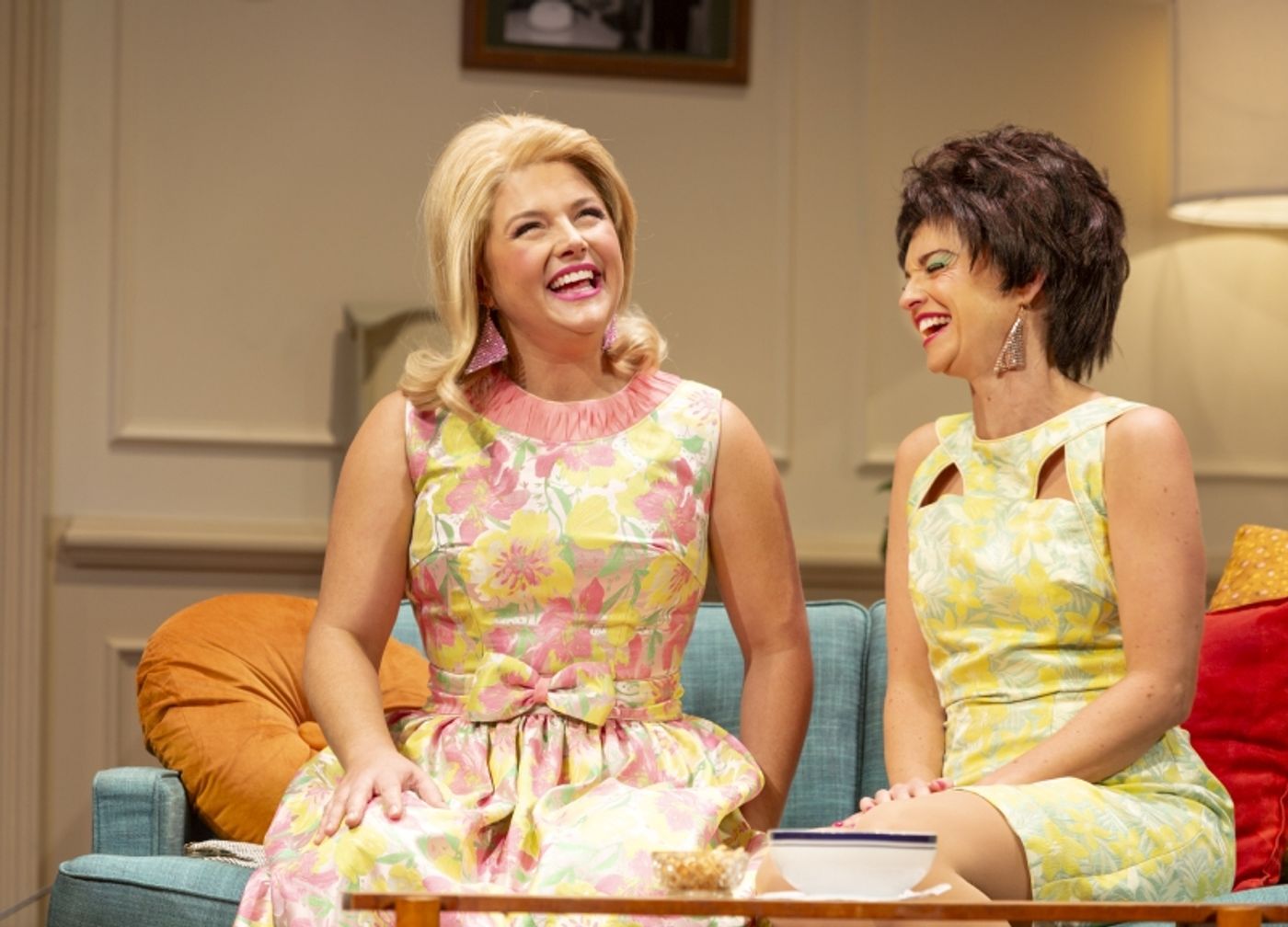 REVIEW: Todd McKenney and Shane Jacobson Are Delightful In Neil Simon's THE ODD COUPLE  Image