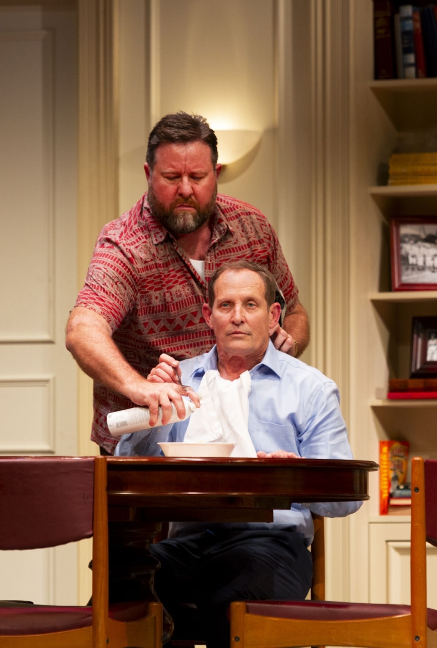REVIEW: Todd McKenney and Shane Jacobson Are Delightful In Neil Simon's THE ODD COUPLE  Image