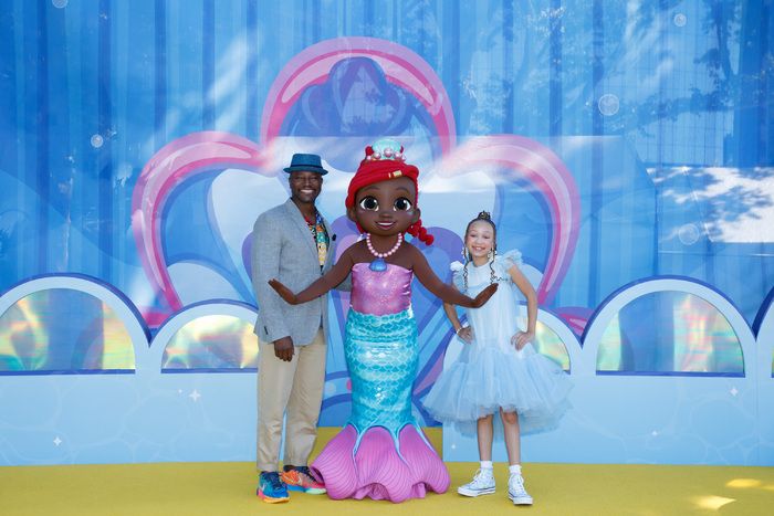 Photos: Taye Diggs and Mykal-Michelle Harris of DISNEY JR'S ARIEL Attend Special Event Celebrating the Series Premiere — photo 3 of 8