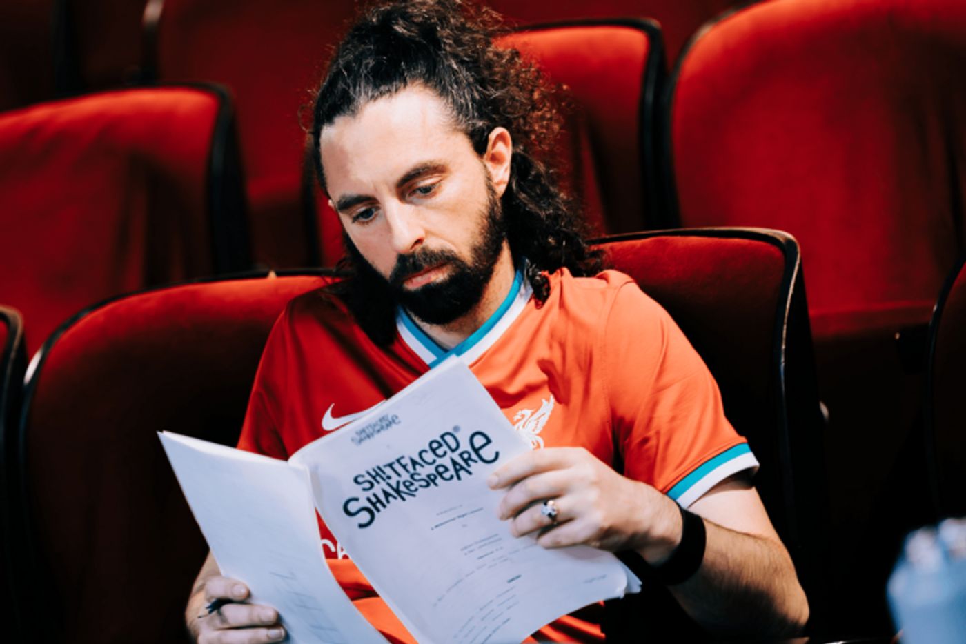 Photos: Inside Rehearsal For SH!T-FACED SHAKESPEARE at London's Leicester Square Theatre Photos: Inside Rehearsal For SH!T-FACED SHAKESPEARE at London's Leicester Square Theatre Image