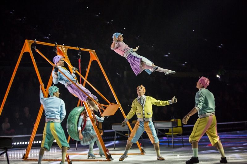 CRYSTAL: CIRQUE DU SOLEIL's First Acrobatic Ice Show Arrives in Sao Paulo  Image