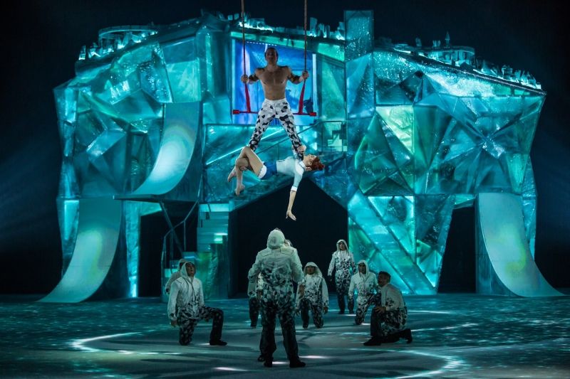 CRYSTAL: CIRQUE DU SOLEIL's First Acrobatic Ice Show Arrives in Sao Paulo  Image