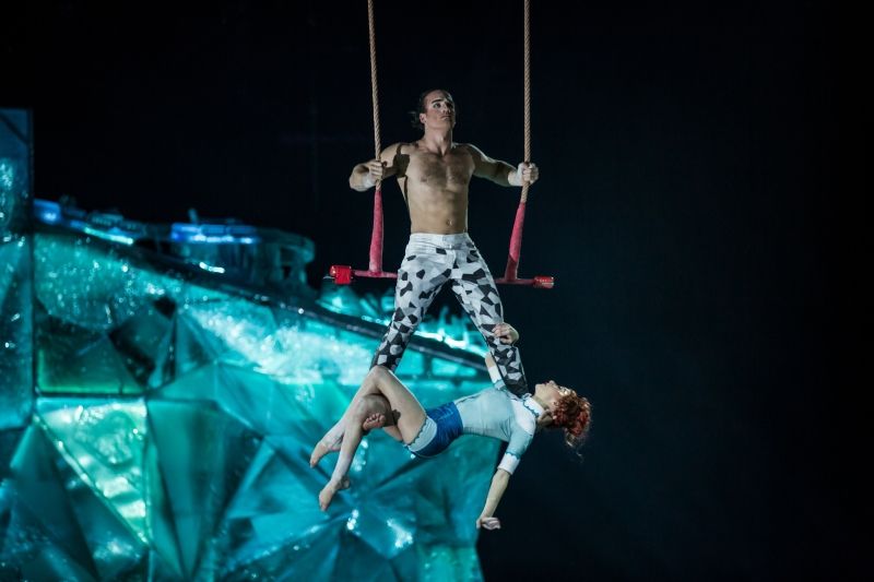 CRYSTAL: CIRQUE DU SOLEIL's First Acrobatic Ice Show Arrives in Sao Paulo  Image