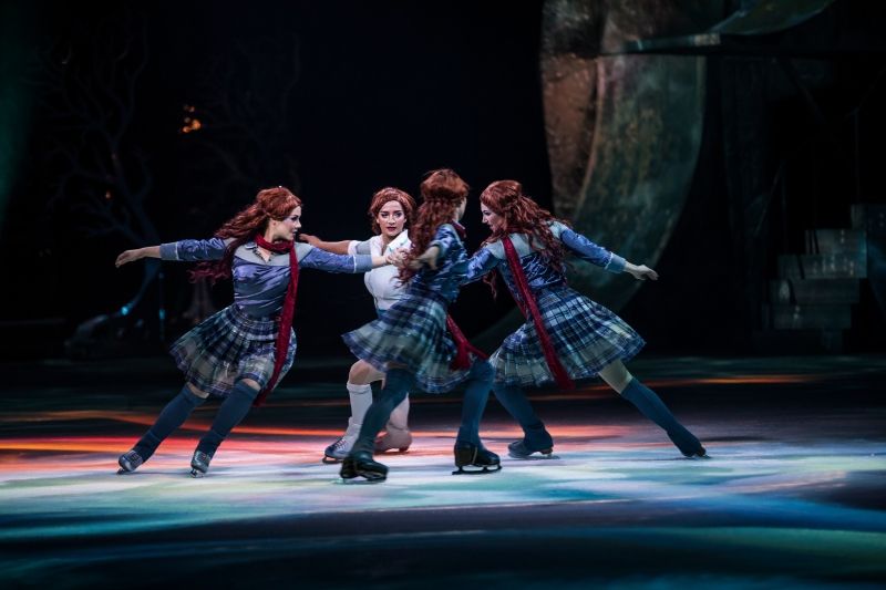 CRYSTAL: CIRQUE DU SOLEIL's First Acrobatic Ice Show Arrives in Sao Paulo  Image