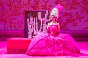 Siubhan Harrison Photo