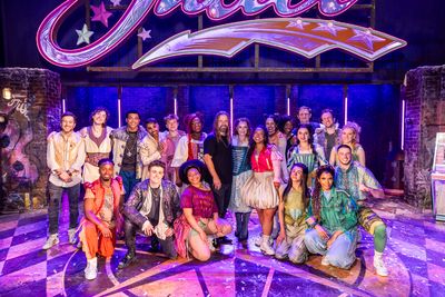 Max Martin and cast Photo