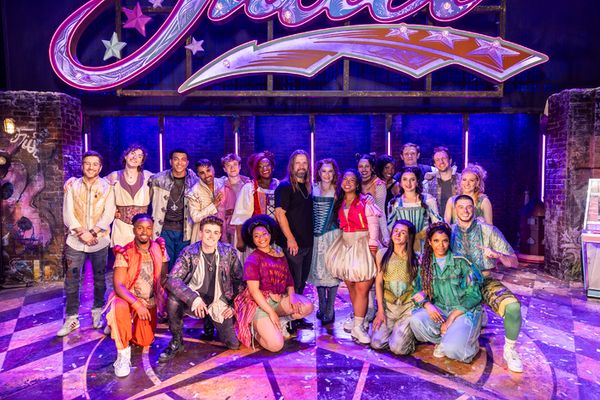 Max Martin and cast Photo