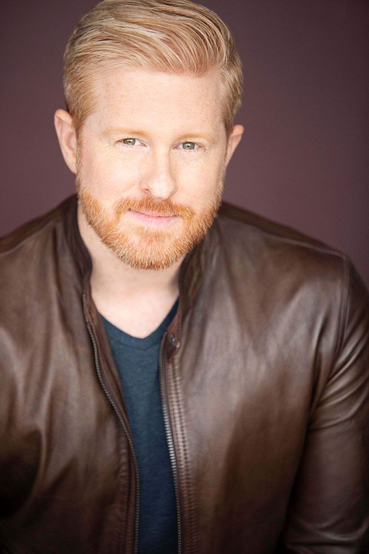 Interview: 'So Much More Than Christmas': Stars of Irving Berlin's Classic Discuss WHITE CHRISTMAS  Image