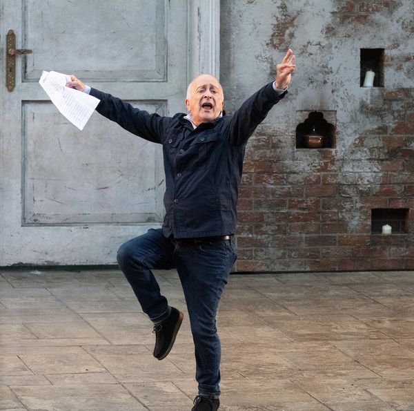 Tony Robinson  Photo
