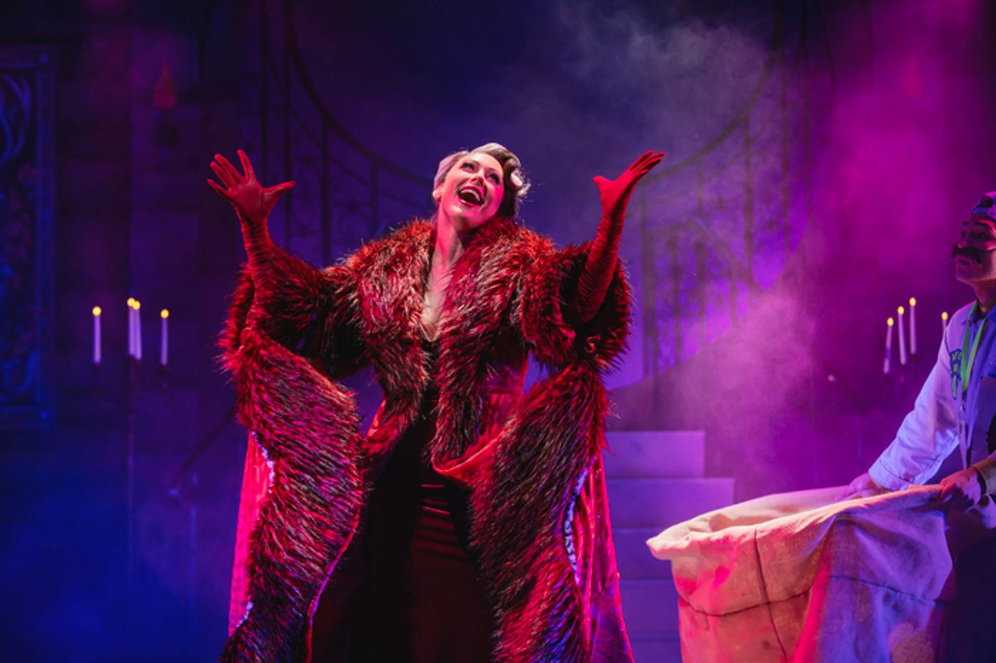 Photos: First Look At Faye Tozer As Cruella de Vil in 101 DALMATIANS THE MUSICAL UK Tour  Image