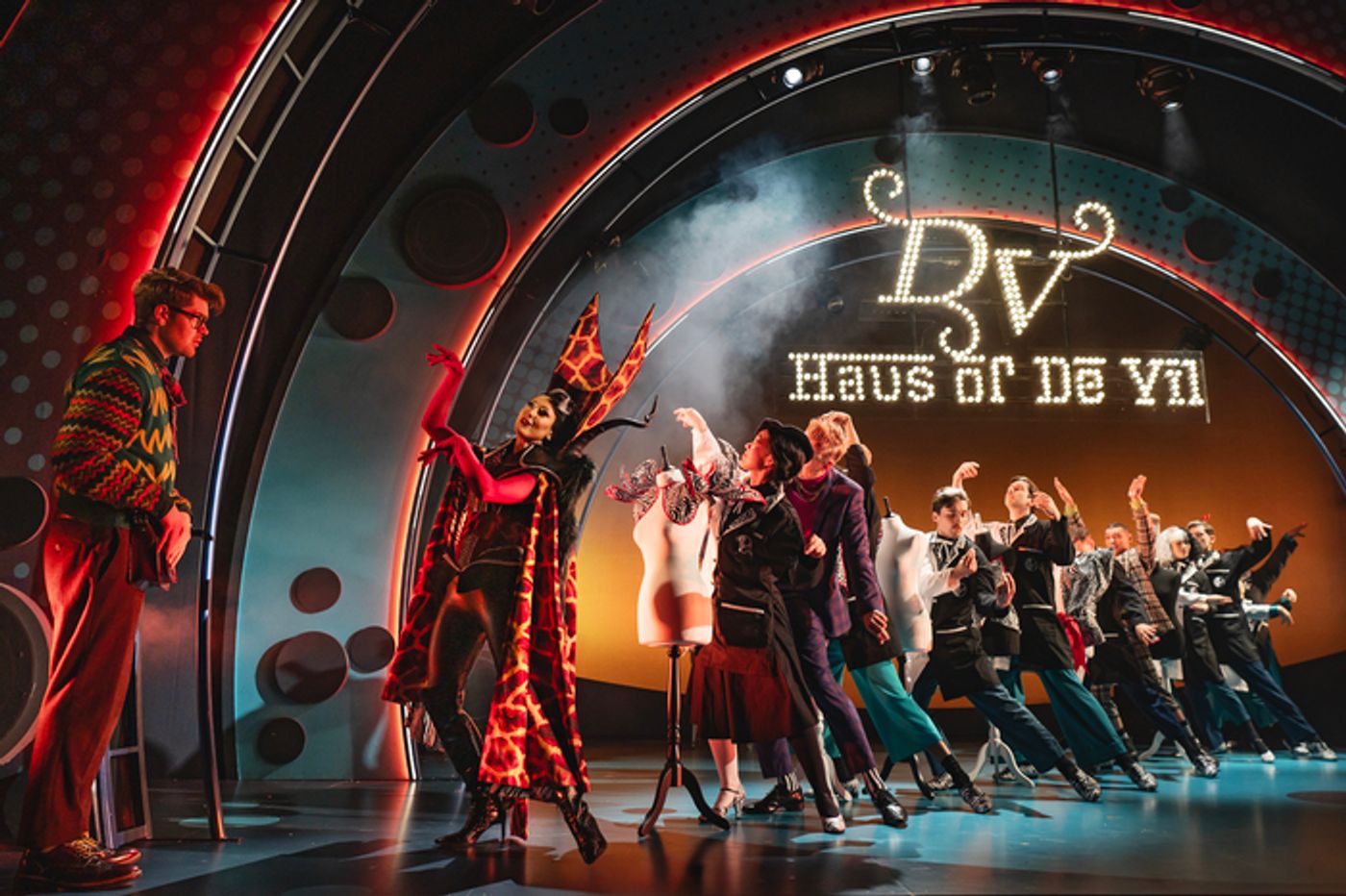 Photos: First Look At Faye Tozer As Cruella de Vil in 101 DALMATIANS THE MUSICAL UK Tour  Image