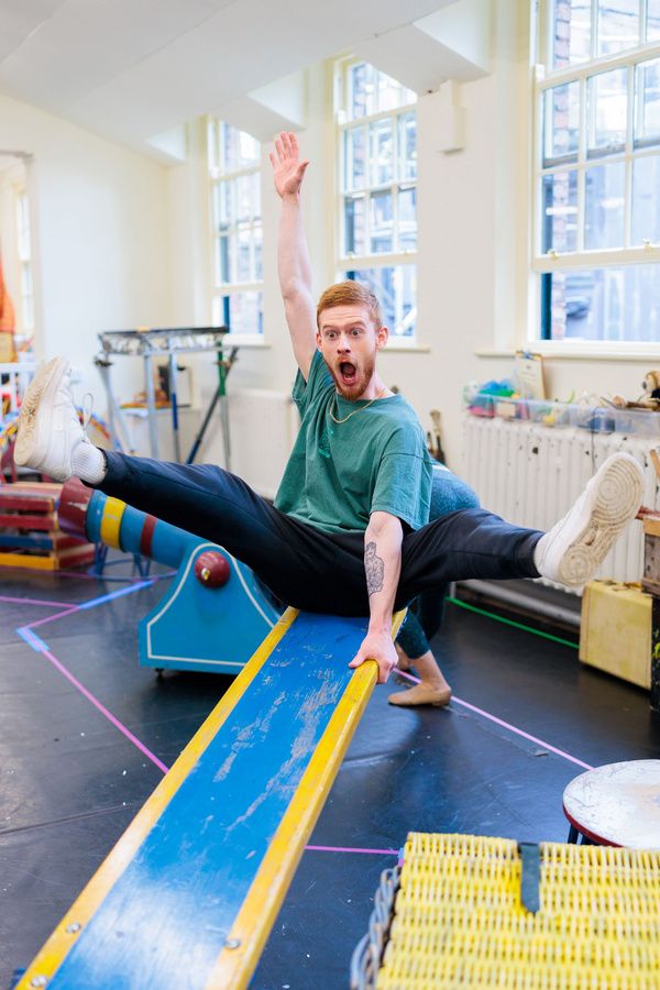 Photos: York Theatre Royal Presents AROUND THE WORLD IN 80 DAYS Photos: York Theatre Royal Presents AROUND THE WORLD IN 80 DAYS Image