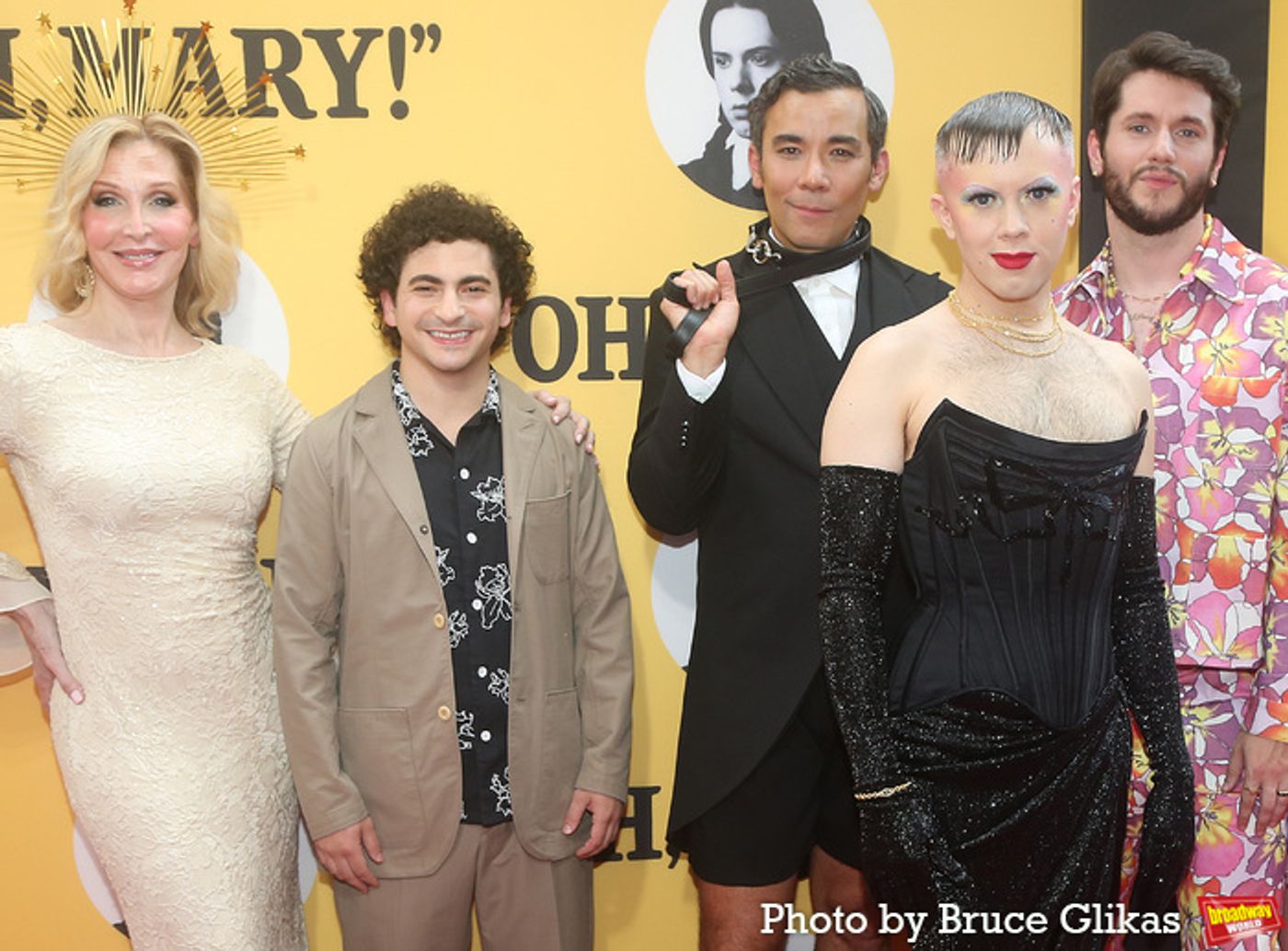 Photos: Company of OH, MARY! Hits The Red Carpet On Opening Night  Image
