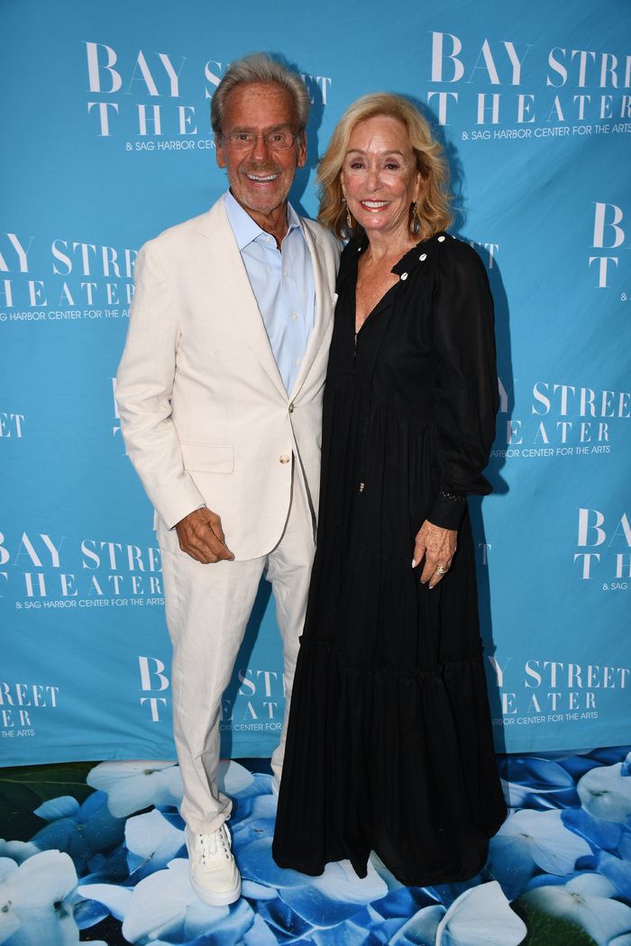 Photos: Go Inside Bay Street Theater's 32nd Annual Benefit Gala MAYBE THEY'RE MAGIC...! — photo 10 of 21