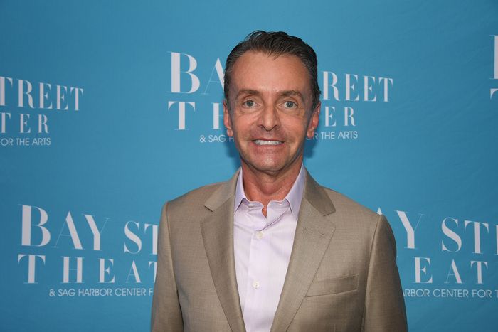 Photos: Go Inside Bay Street Theater's 32nd Annual Benefit Gala MAYBE THEY'RE MAGIC...! — photo 11 of 21